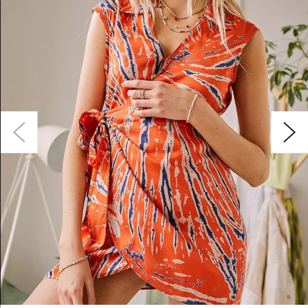NWT urban outfitters silver sun mini wrap dress orange blue tie .Size S